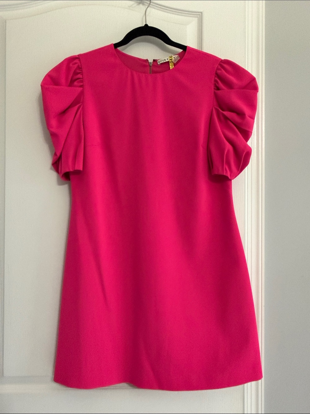 Alice + Olivia Hot Pink Puff-Sleeve Shift Dress